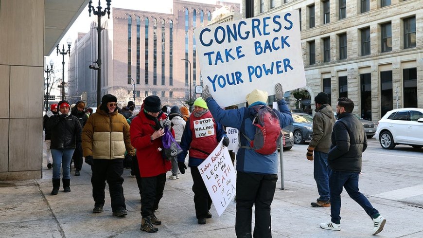 Anti-ICE protests take place as T'Wolves-Warriors NBA game takes place