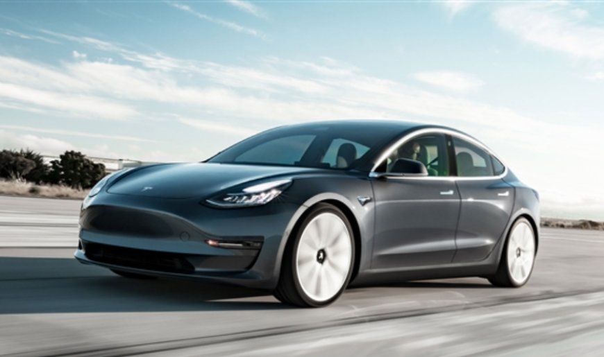 特斯拉资深总监离职 已工作近8年