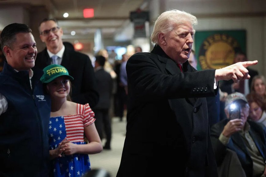 特朗普要“稍微缓和”明尼苏达局势 称国安部长表现好