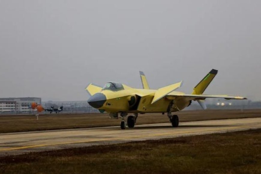 六代机都没用？美媒：F-22是2026年最好的战斗机，比歼-20强太多