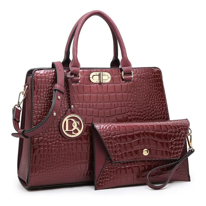 We Found Victoria Beckham’s Rare $49k Bag Look