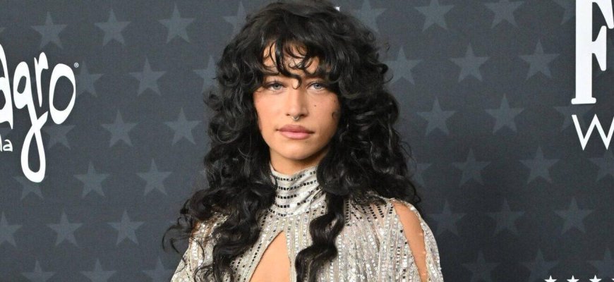 Odessa A'zion Says 'I'm Out' After Succumbing To 'Deep Cuts' Casting Backlash