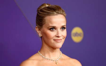 Reese Witherspoon Made a White Sweater Look Anything but Boring