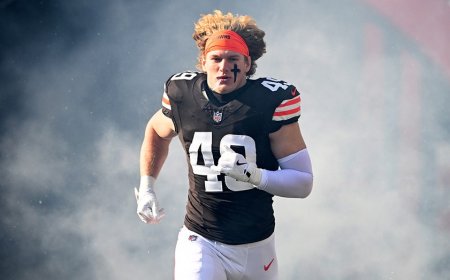 Browns linebacker Carson Schwesinger wins NFL Defensive Rookie of the Year