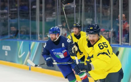 Milan Olympics: Penguin players at the start