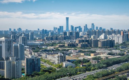 2025年房企预亏超2000亿，行业调整进入“深水期”