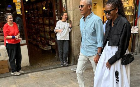 Barack Obama Hailed As A ‘Protector’ After Saving Michelle From Loose Ball At NBA All-Star Game