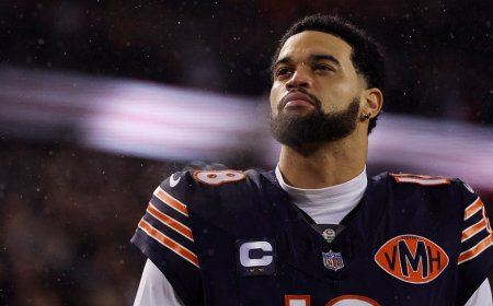 Bears' Caleb Williams explains meanings behind nail polish, says critics won’t stop him