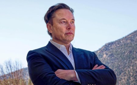 马斯克预言：2026年底AI可直接编写二进制代码 程序员或将被淘汰