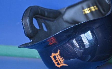 Tigers prospect Max Clark responds to controversy about his Spring Training chains