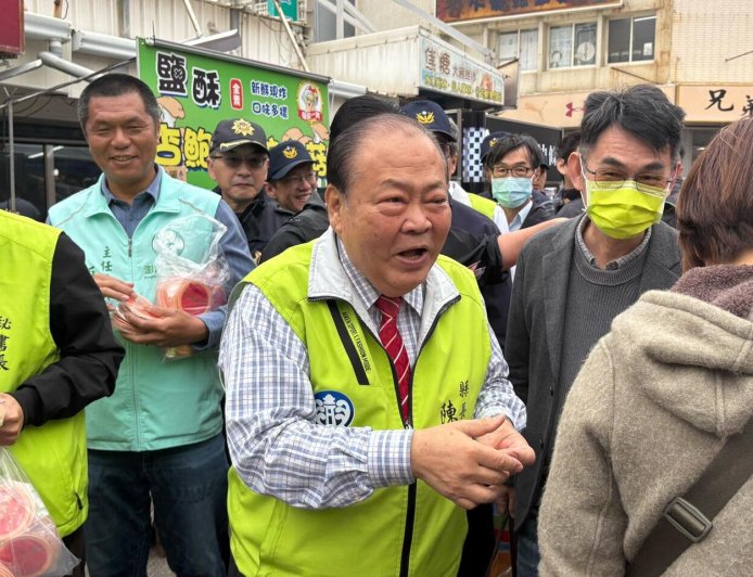 快訊／陳光復摔倒無呼吸心跳　縣府緊急宣布：副縣長代行憲政事務