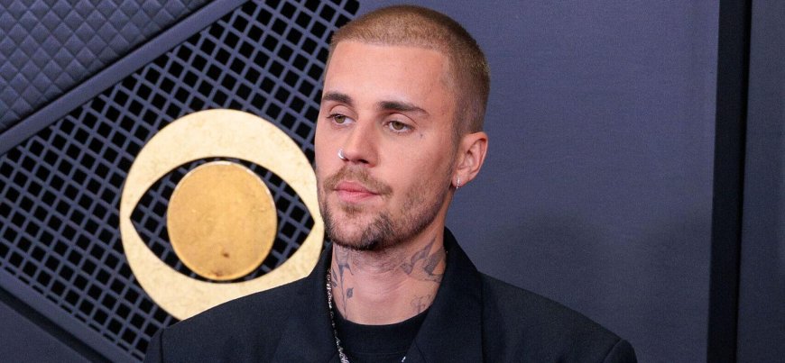 Justin Bieber Roasted For Performing At The Grammys In His 'Underwear': 'This Is Actually Sad'