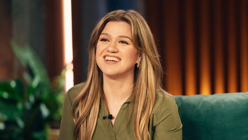 Kelly Clarkson Announces Her Talk Show Will End After 7 Seasons