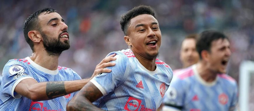 Jesse Lingard set for shock reunion with United legend