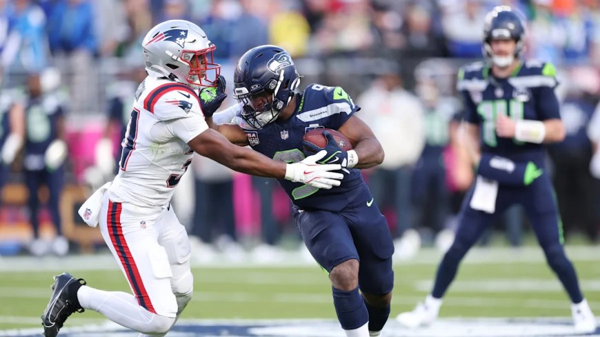 Kenneth Walker sets up another Jason Myers FG to give Seattle 12-0 lead