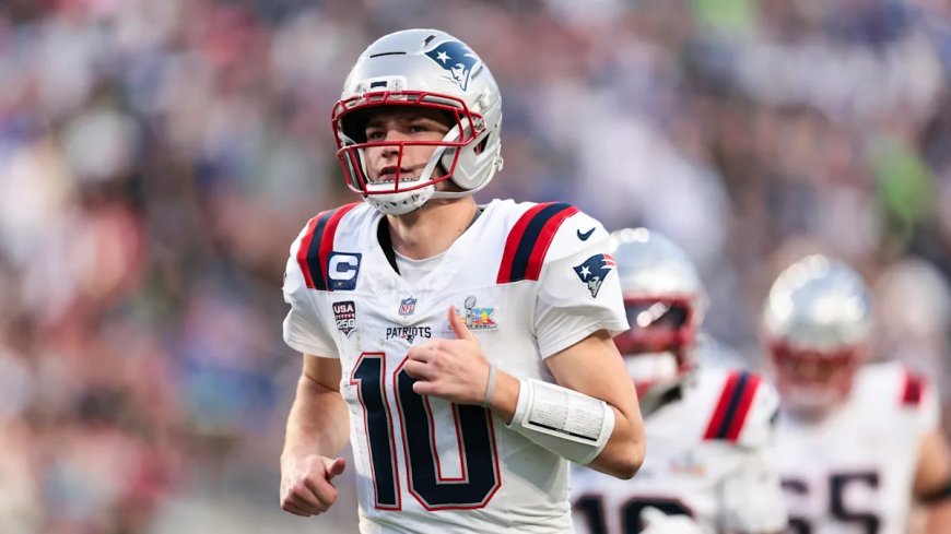 Patriots start second half with another punt