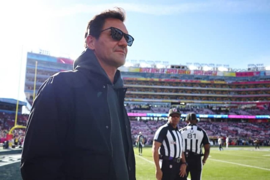 Roger Federer shares his all-time favorite Super Bowl memory at Seahawks vs Patriots