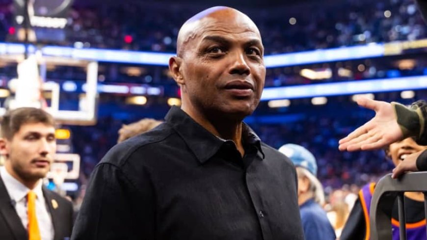 “I’m Rich Now”: Charles Barkley Tried Voting Republican Against His Family’s Wishes, Says Kevin Johnson