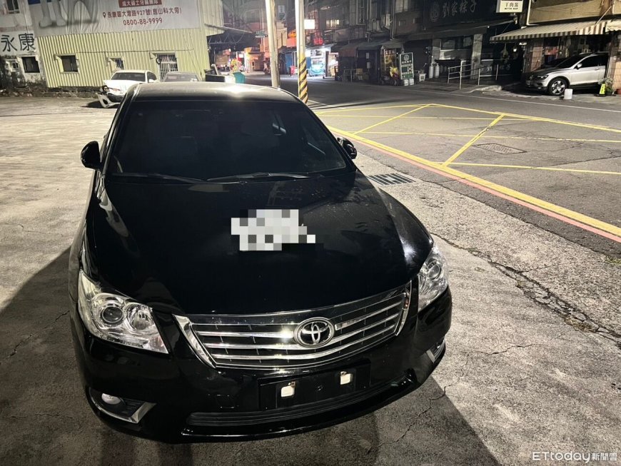 男子闖紅燈被警攔查爆衝突　車內搜出安非他命、彩虹菸