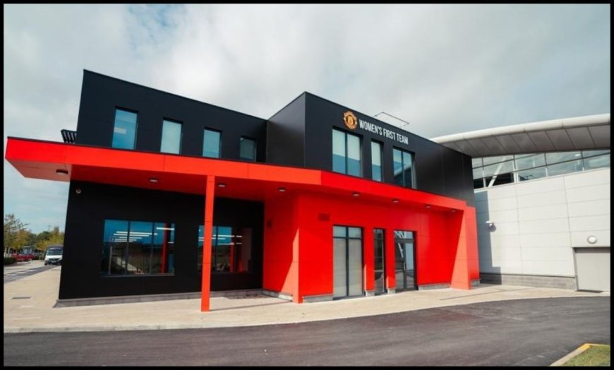 MEN: Man United star to miss ‘up to three weeks’ of action after sustaining ‘nightmare’ training injury