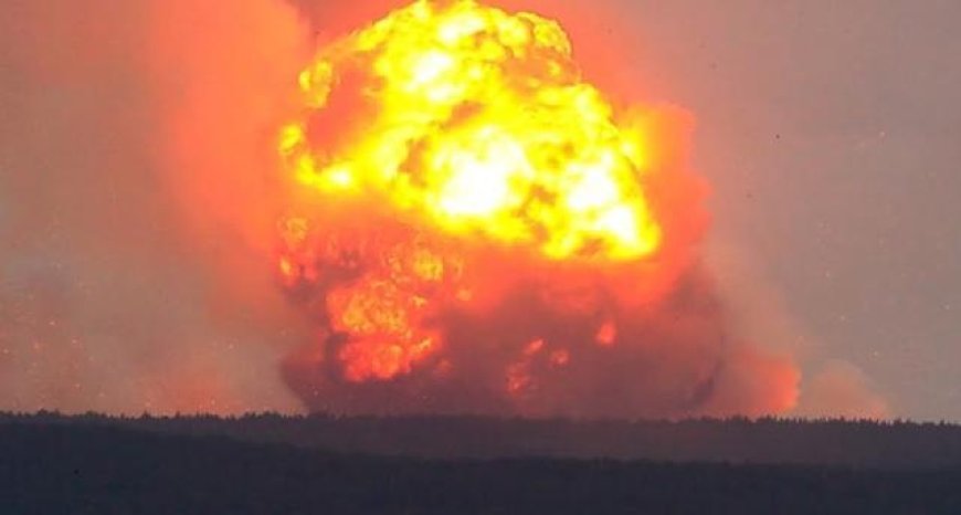 乌军打击俄最大军火库，殉爆从凌晨持续到中午，当地居民连夜逃离