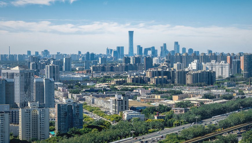 2025年房企预亏超2000亿，行业调整进入“深水期”