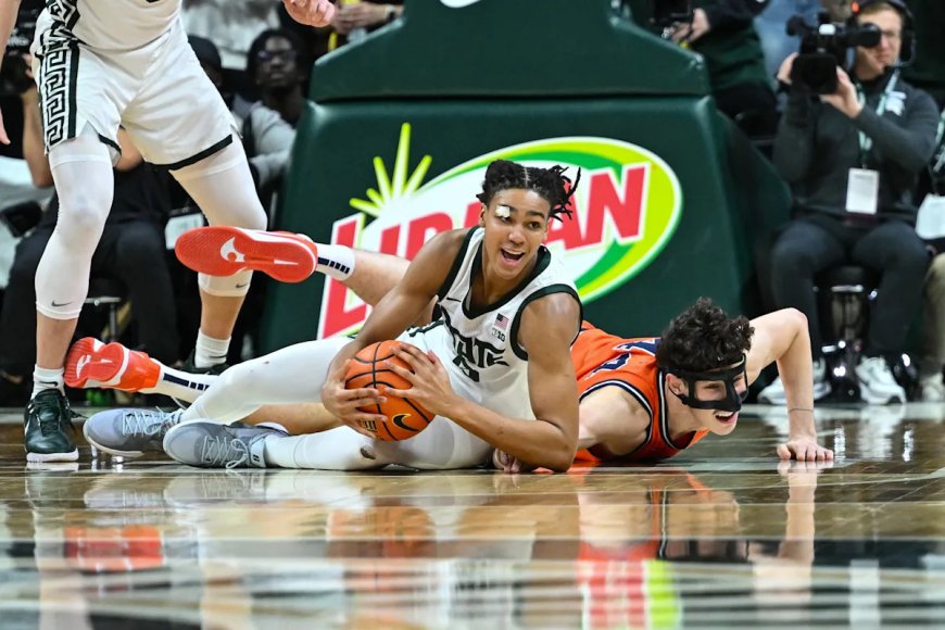 Comparing Jordan Scott to Jase Richardson