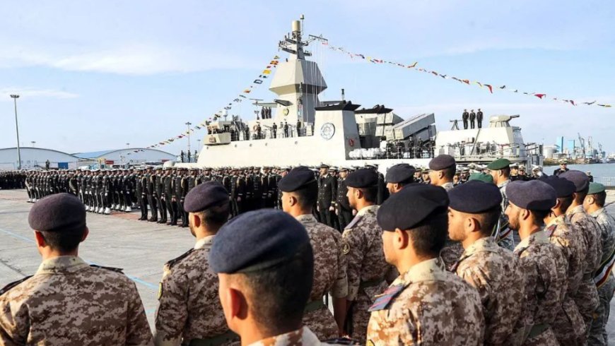 伊朗革命卫队海军在霍尔木兹海峡举行演习