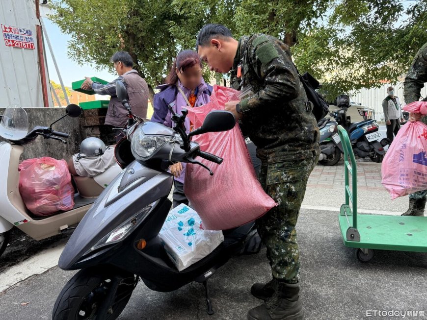 南投家扶馬年前夕回娘家募贈愛心物資　國軍出動助守護兒少成長