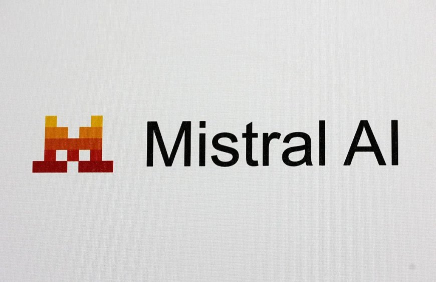 Mistral CEO警告：超过50%的企业软件可能会被AI取代