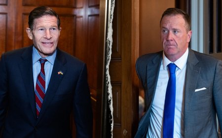 Dem senator's stunt goes sideways after GOP lawmaker torches him at immigration hearing