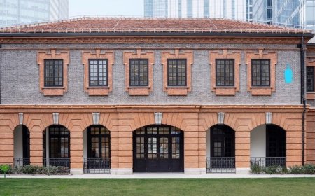 挽救瑞幸的操盘手买下“咖啡中的爱马仕”蓝瓶