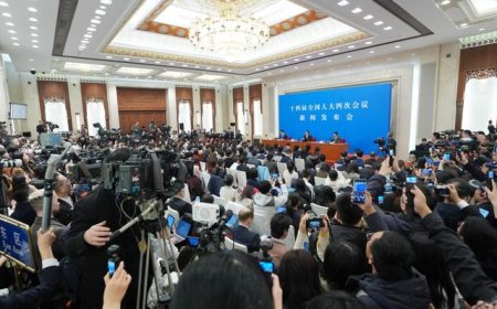 我国将制定托育服务法等，推动将更多资源投入民生领域