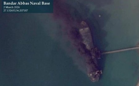 12万吨巨舰成活靶子？伊朗海军一夜蒸发，为何都停在港口排队挨炸