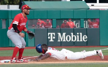 Canada advances past World Baseball Classic first round for first time, beats Cuba 7-2