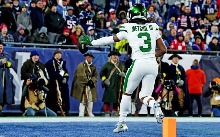 Former Alabama star reportedly signs one-year deal with NFL team