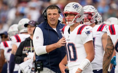 Patriots free agency tracker: Live rumors, news, updates on signings to help Mike Vrabel, Drake Maye