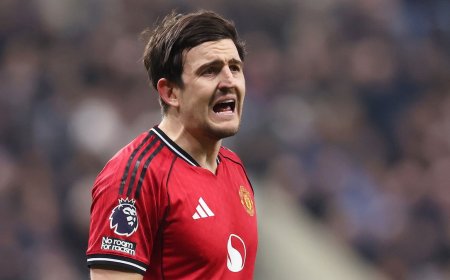 Harry Maguire: United ace provides key update on contract talks