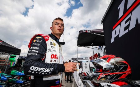 IndyCar driver miraculously walks away from wreck after crashing into course fence
