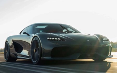 六年磨一剑，柯尼赛格 2300 马力四座超跑 Gemera 启动量产