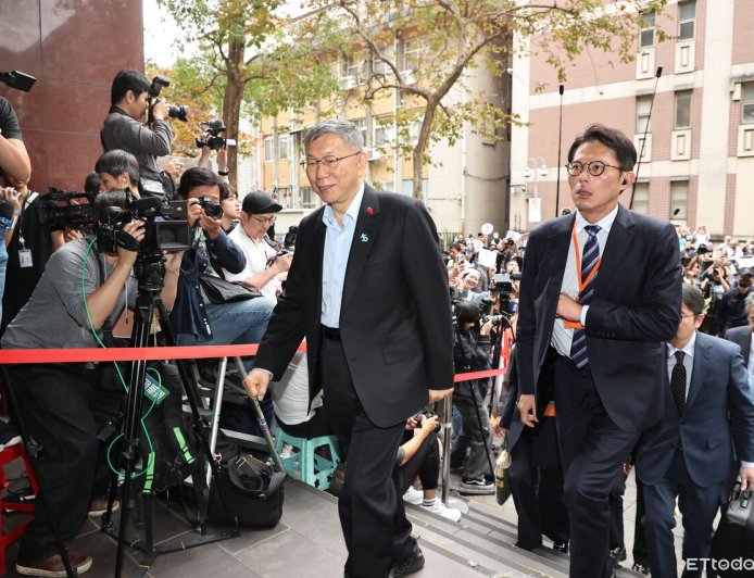 柯文哲遭判17年！法院認定收賄210萬　「小沈1500」不能認定有罪