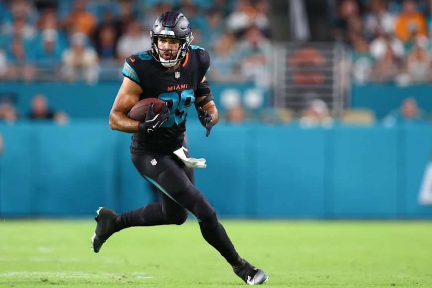 Patriots reportedly add tight end Julian Hill, safety Mike Brown as new league year opens