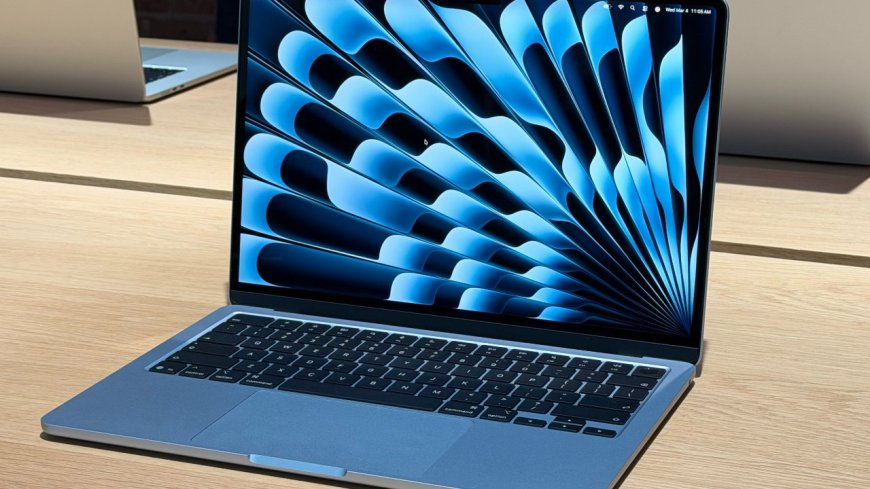OLED 版 MacBook Air 或将推迟至 2029 年发售