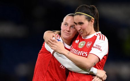 Arsenal hold off Chelsea to reach Champions League last four