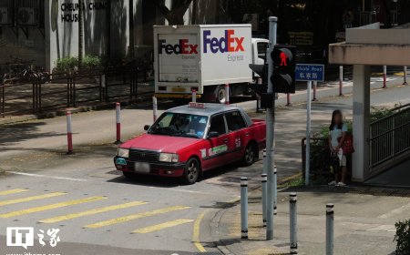 旅游打车不用再带现金：今起香港地区的士出租车必须提供电子支付方式