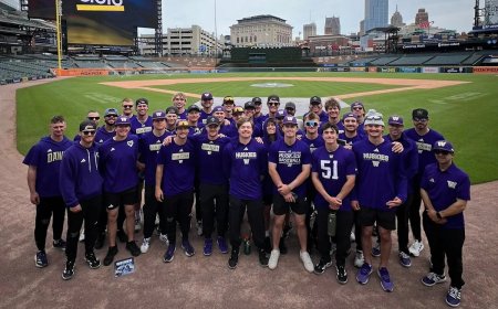 DeCarlo's heroics lift Huskies to 6-4 win at Eastern Michigan