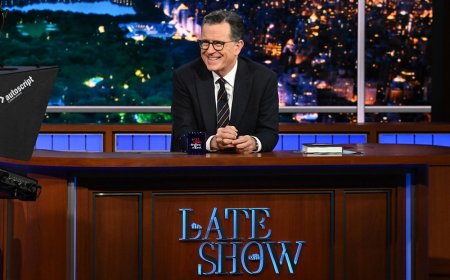 Stephen Colbert Says He Made ‘The Late Show’ More Political After His Producer Told Him ‘That’s the Part the Audience Wants to See’