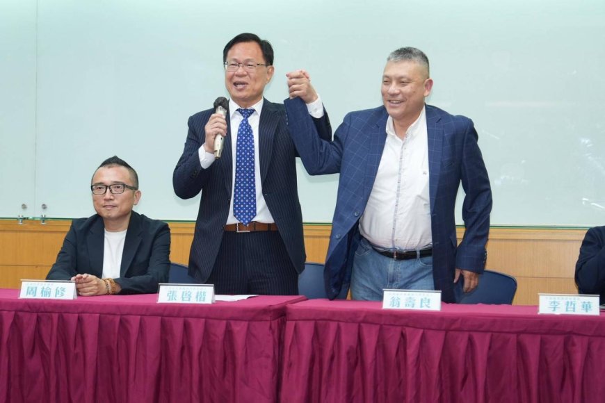 藍白合首例！嘉義市長初選張啓楷勝出　柯文哲任總幹事、翁壽良接主委
