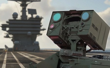 美国海军在布什号航母上测试LOCUST激光武器 对无人机目标击落率100%