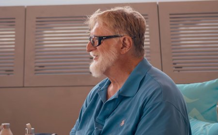 Gabe Newell makes surprise appearance in an ad for the yacht company he bought last year, riding around in his $500 million boat